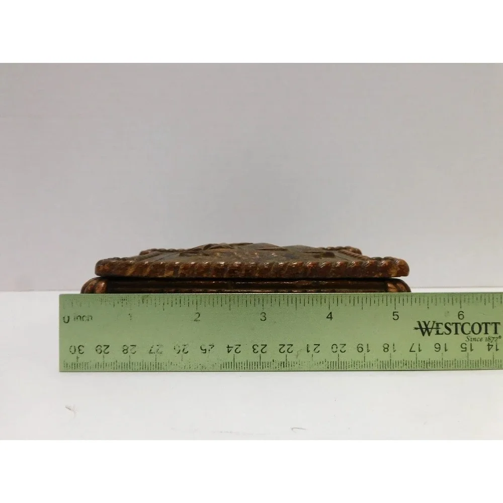 Vintage Syroco Wood Nautical Ornatewood Carved Cigarette Trinket Box DW767